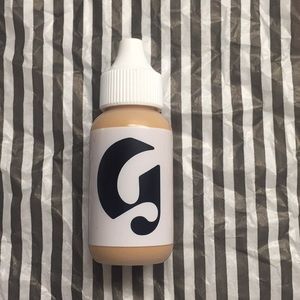 Glossier Perfecting Skin Tint in Dark 1oz.